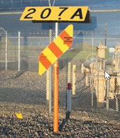 Pipeline markers